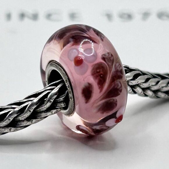 TROLLBEADS UU Pink & Purple Flower Ferns LAA 925S NEW! w Red Buds - Picture 2 of 8